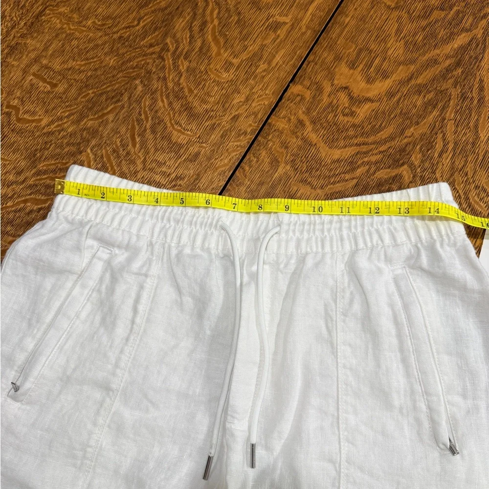 White Linen Athleta Retreat Shorts NWT size 4. - Picture 7 of 9